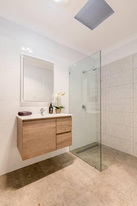 Salt & Pepper; Beautiful Town House in Margs! House in Margaret River