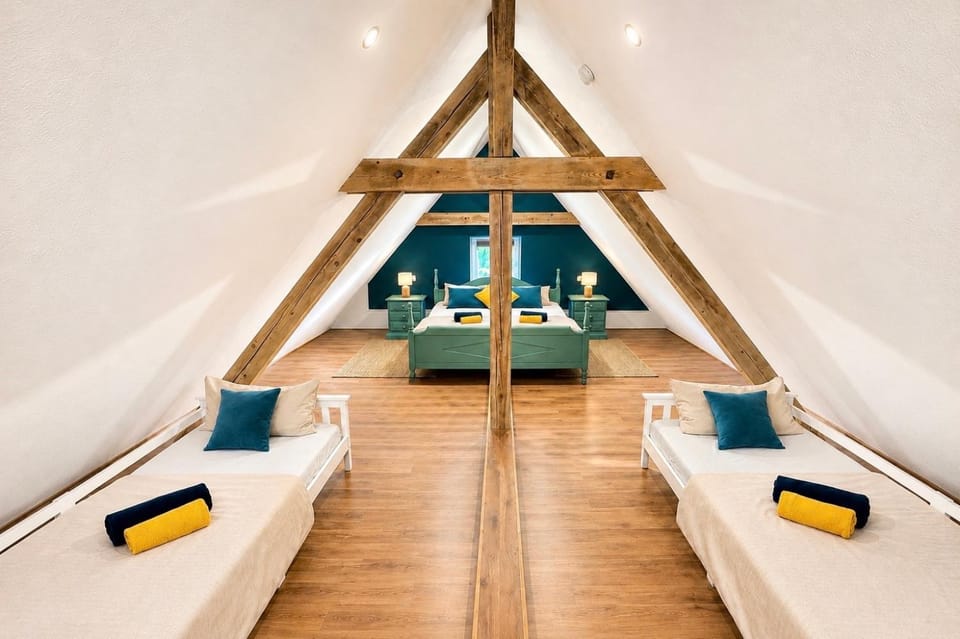 Bed, Bedroom, cot, Family