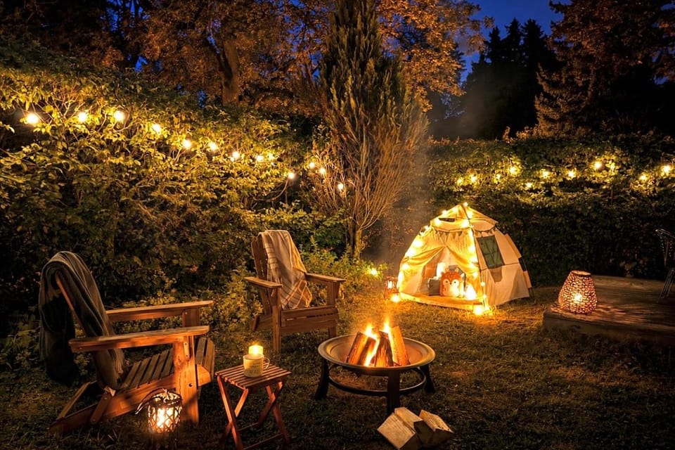 Nearby landmark, Natural landscape, BBQ facilities, Garden, Garden view, Landmark view