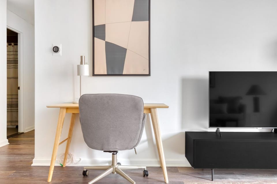 Midtown W 1BR w Gym WD nr Hudson Yards NYC-742 Apartment in Midtown