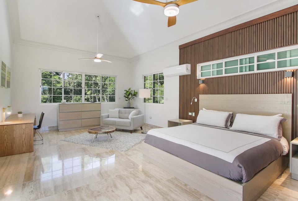 Bed, Bedroom, Garden view, fireplace