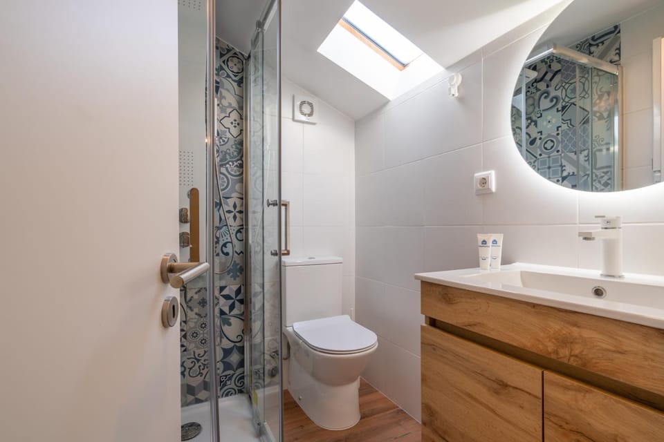Toilet, Bathroom