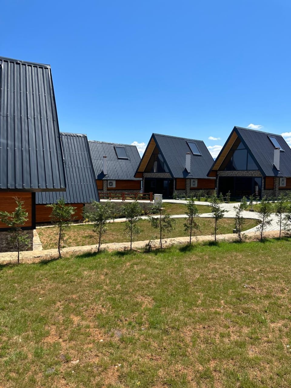 Property building, Day