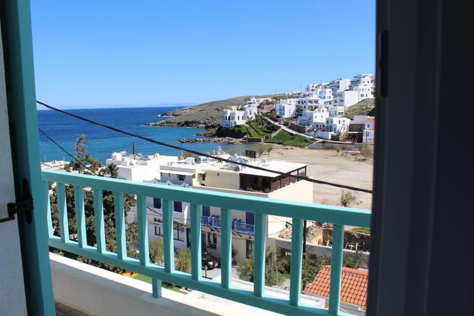 Aetherian Suites Apartment hotel in Kea-Kythnos