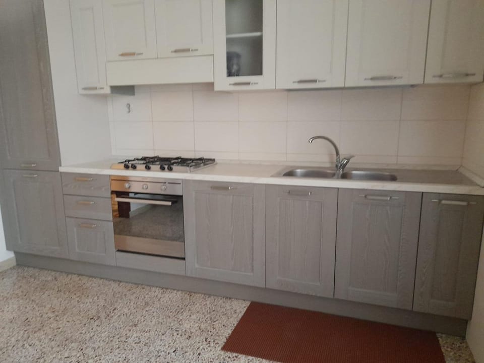 Kitchen or kitchenette, kitchen