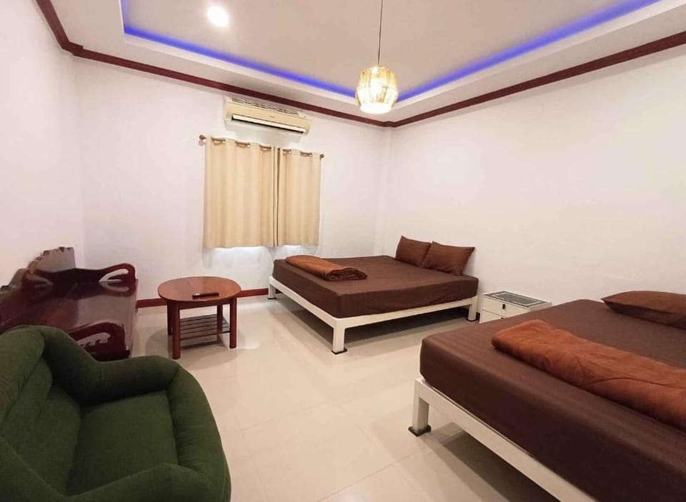 Gn story love บ้านเกาะล้าน 小珊瑚岛班泳池别墅 Villa in Chon Buri Changwat