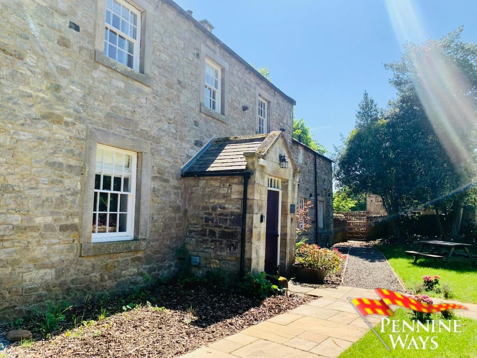 Bridge End House - Pet Friendly House in England