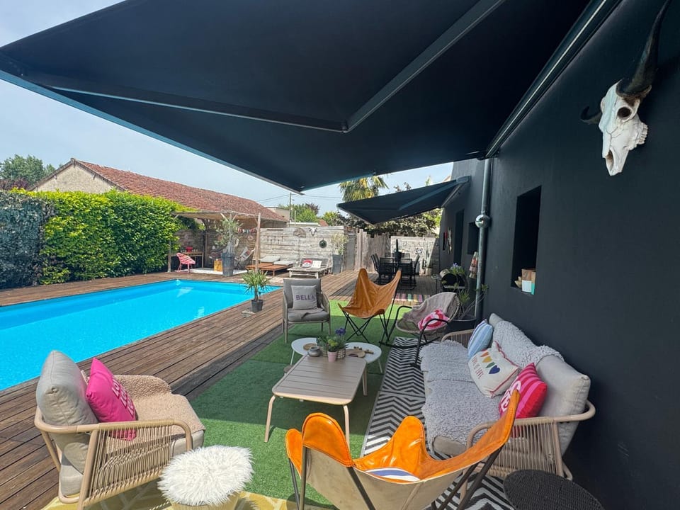 Patio, Day, Garden, Seating area, Pool view, Swimming pool