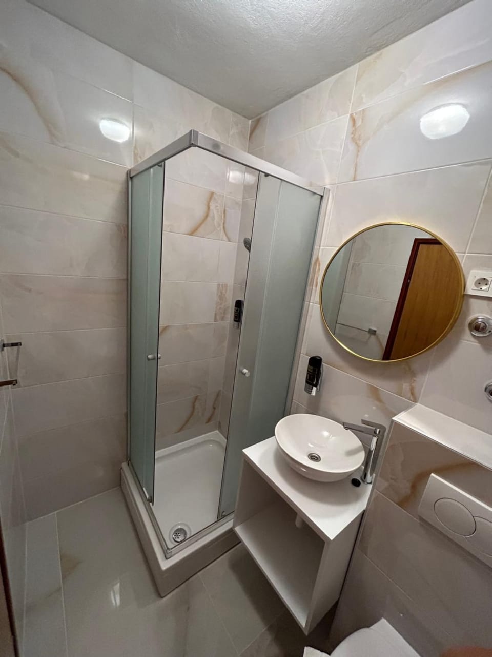 Apartments and Rooms Diana Apartment in Zadar