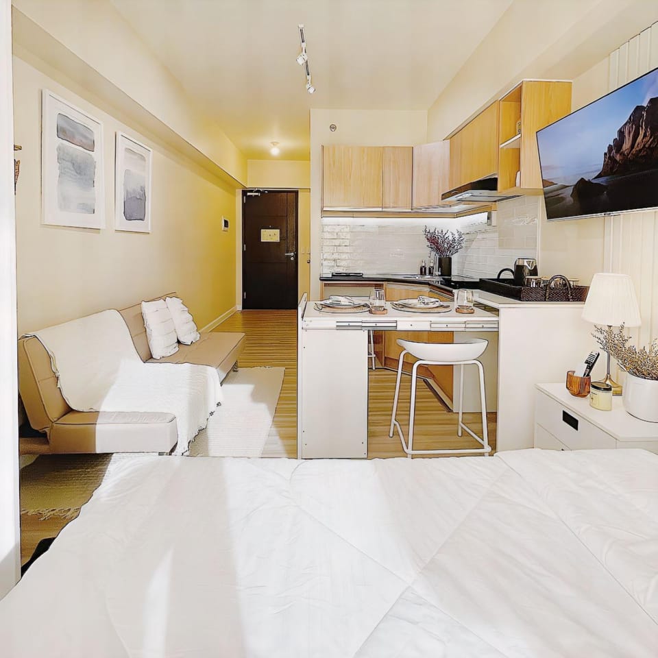 Bed, Kitchen or kitchenette, Living room, Photo of the whole room, Seating area, Dining area, Bedroom, minibar, stove