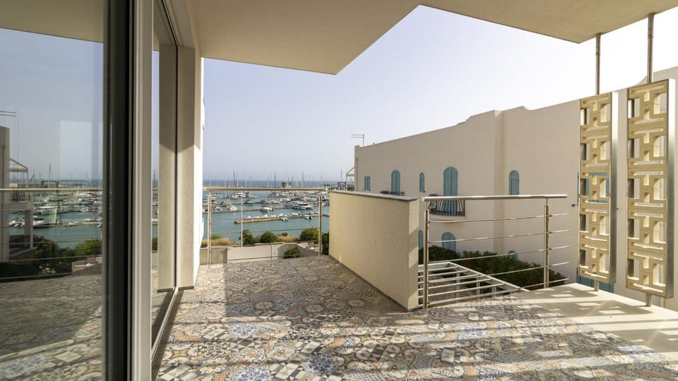 Property building, Day, Summer, View (from property/room), Balcony/Terrace, Balcony/Terrace, Seating area, Sea view