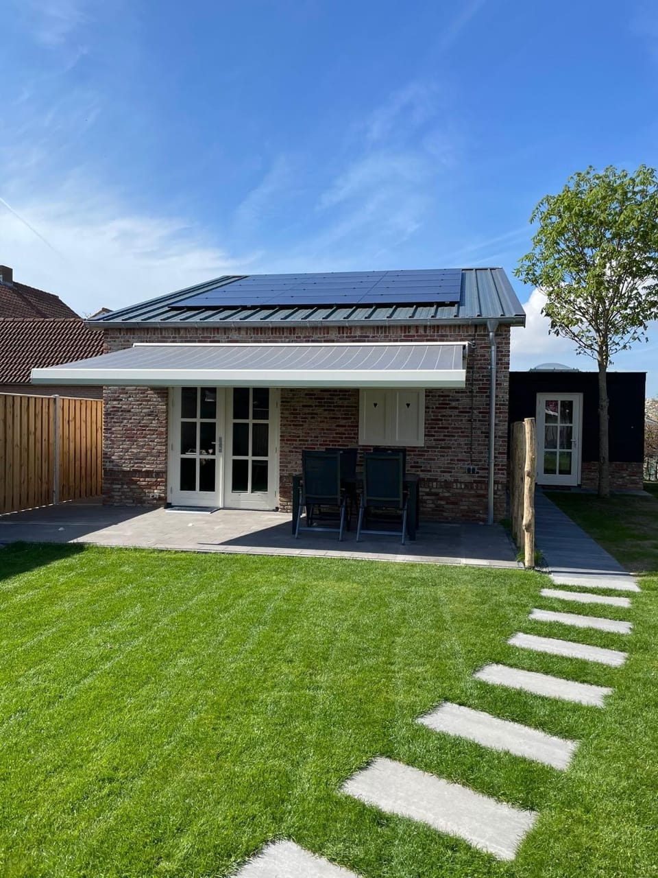 Property building, Garden, Garden view