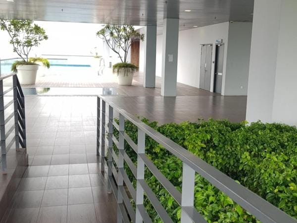 Recov Guest House, The Square, One City, USJ25 Apartment in Subang Jaya