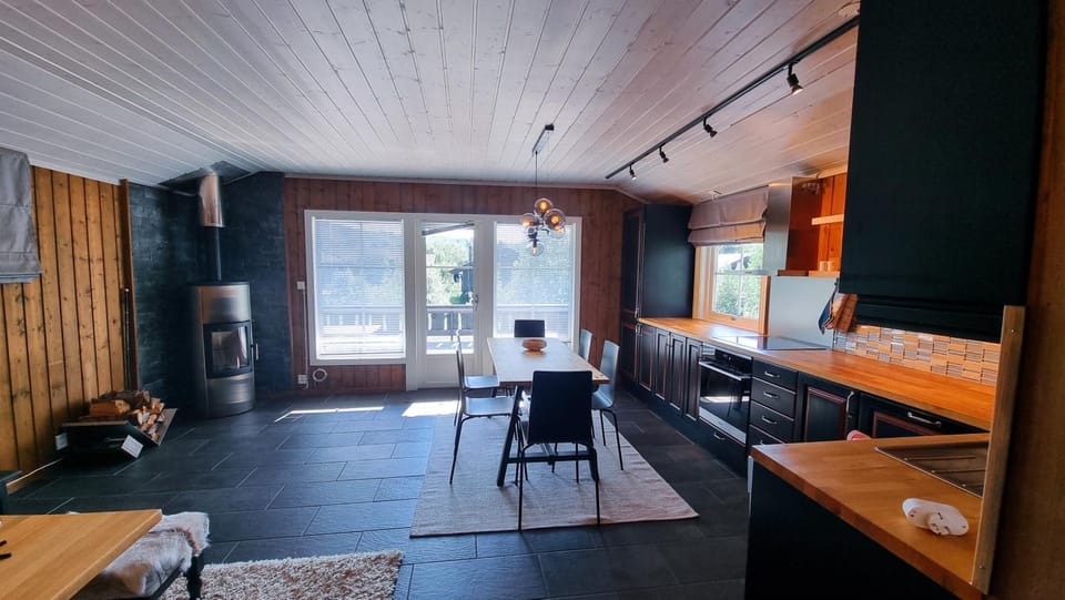 Kitchen or kitchenette, Living room, Seating area