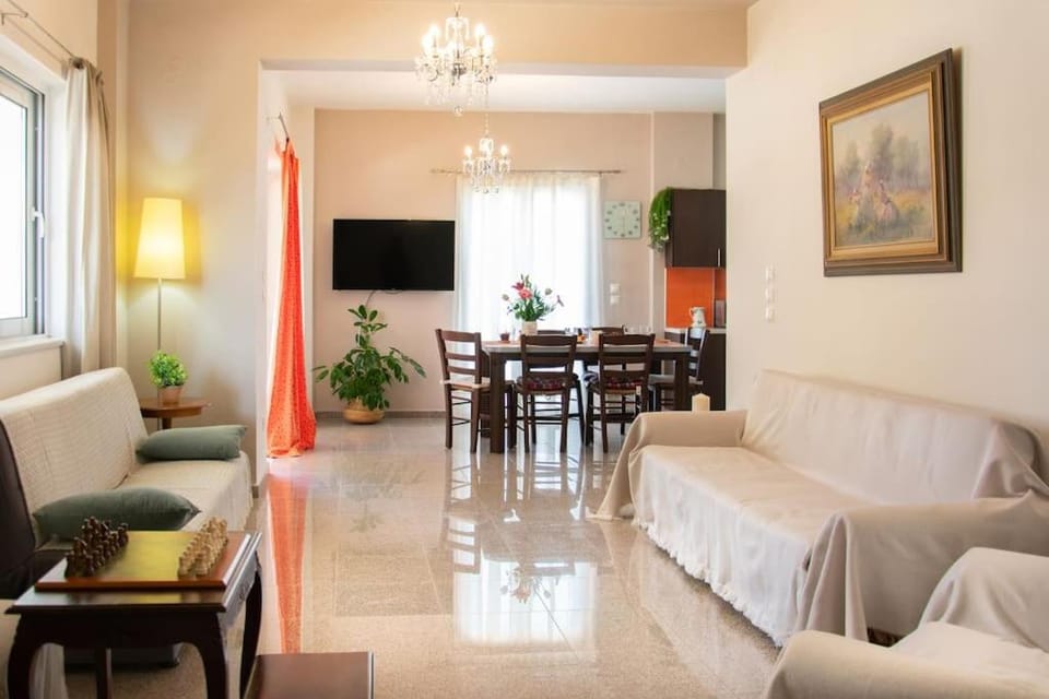 TV and multimedia, Living room, Dining area