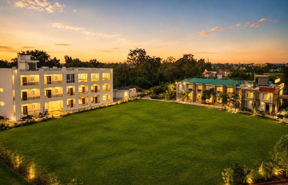 Property building, Day, Natural landscape, Garden