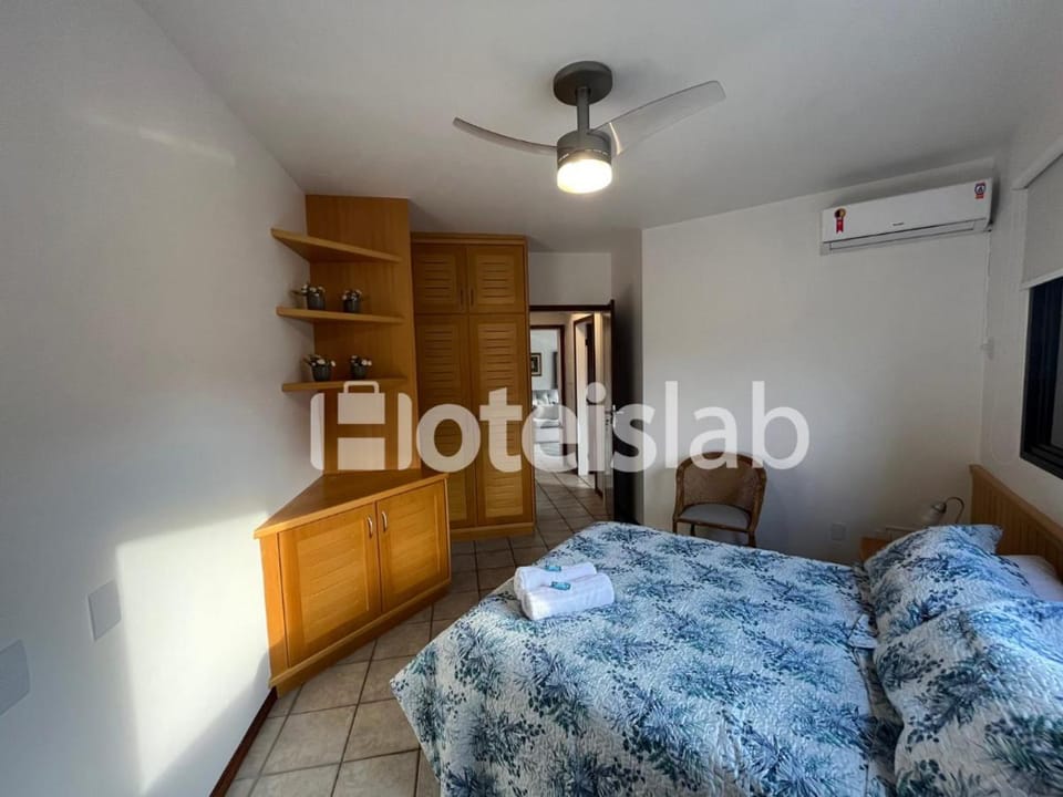 Bed, Photo of the whole room, Bedroom, fireplace, air conditioner