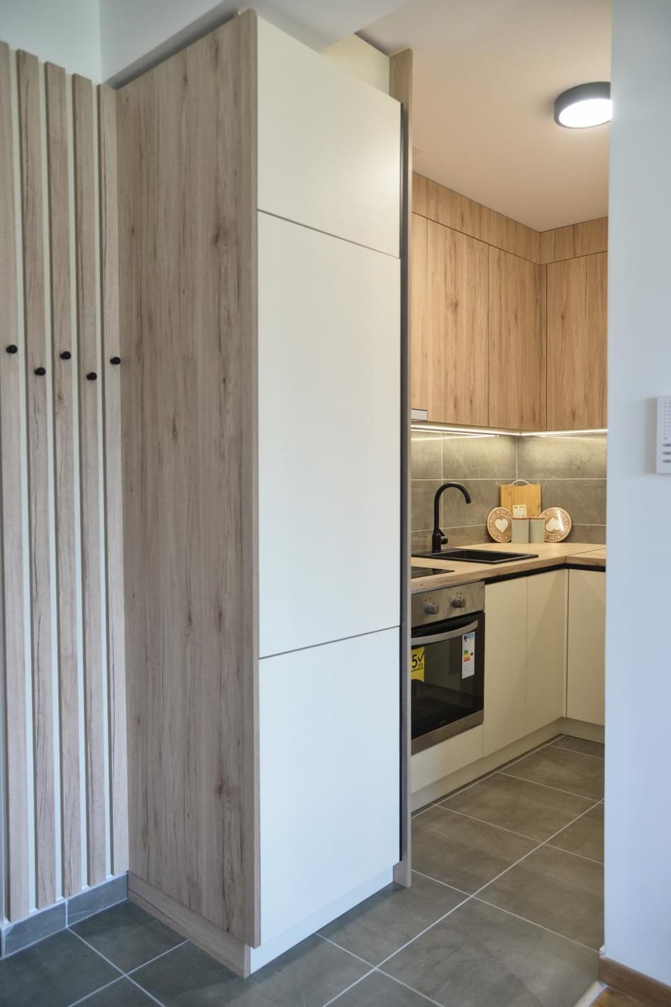 Kitchen or kitchenette, pet friendly