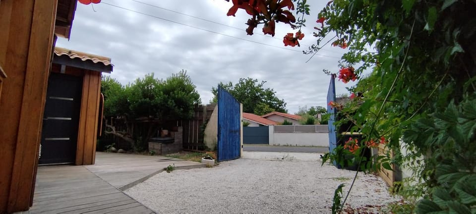 A la petite maison House in Arès