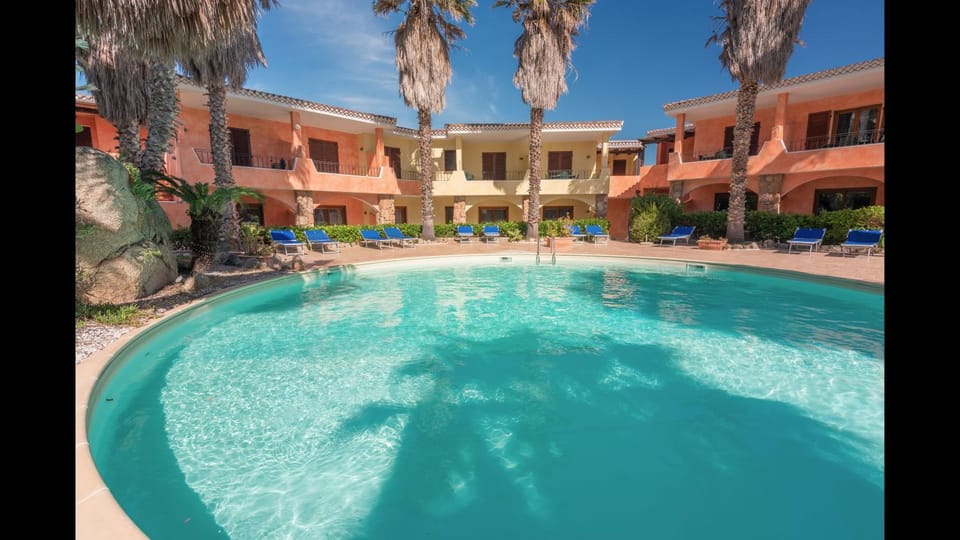 Tranquil Palau Green Village Studio sleeps 2 with Child Apartment in Palau