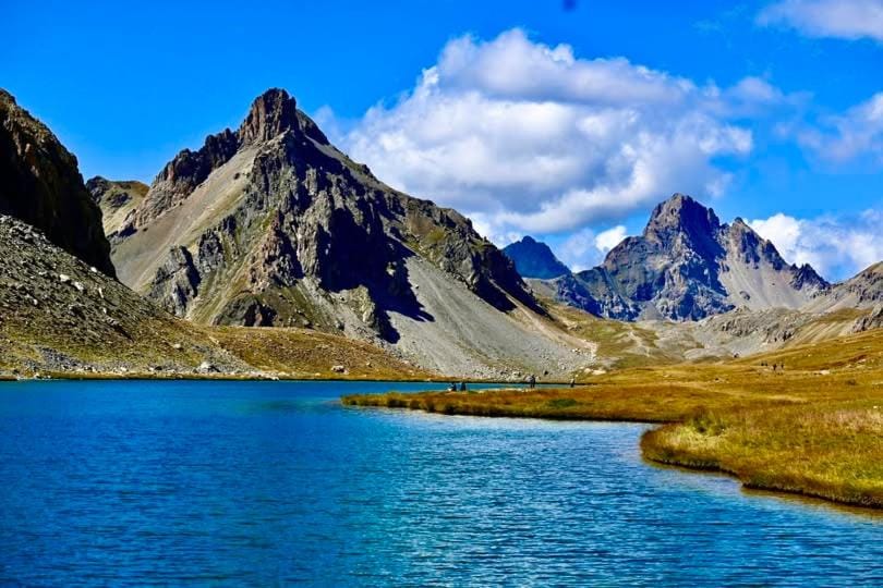 Nearby landmark, Natural landscape, Mountain view