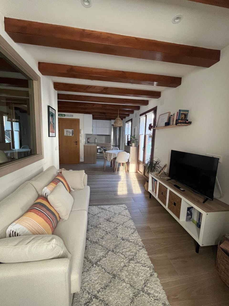 Communal lounge/ TV room