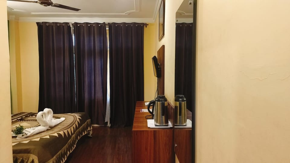 Hotel Ishwar Naddi Vacation rental in Punjab, India