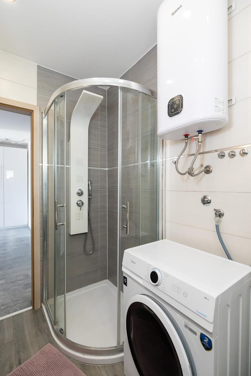 Shower, Bathroom, washing machine