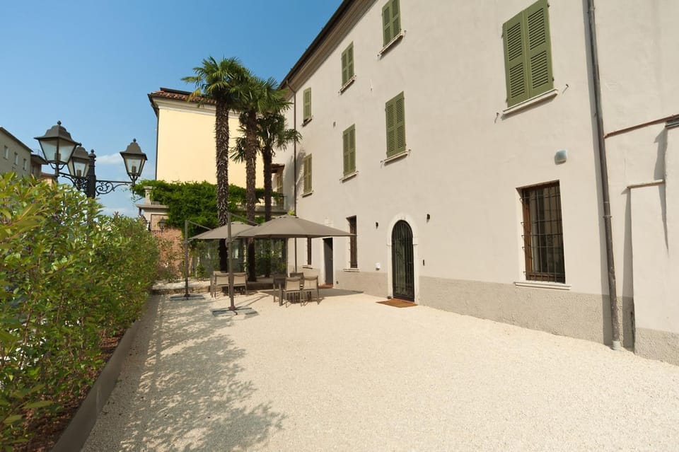 Property building, Garden