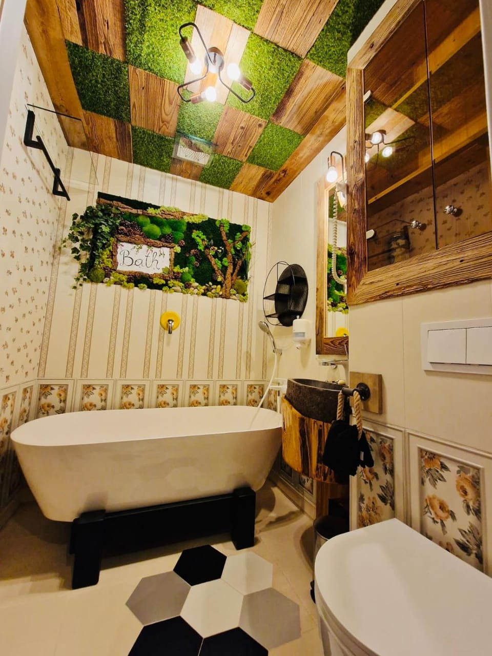 Bathroom, Living room, Bath
