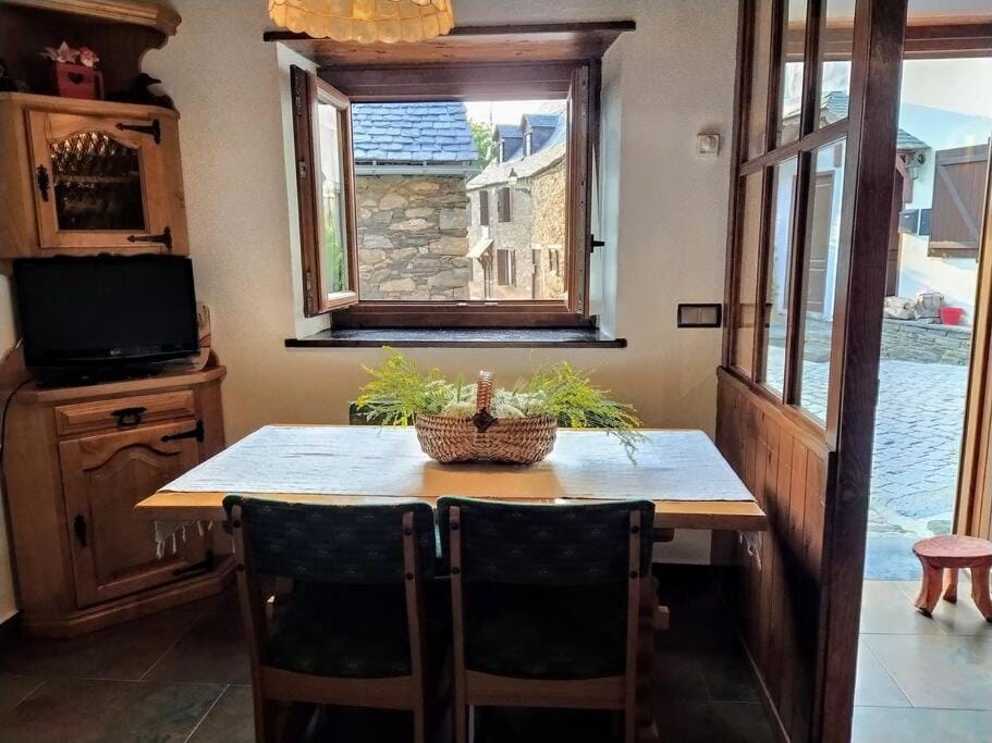 Acogedor estudio en Vilamós, Lleida Apartment in Catalonia