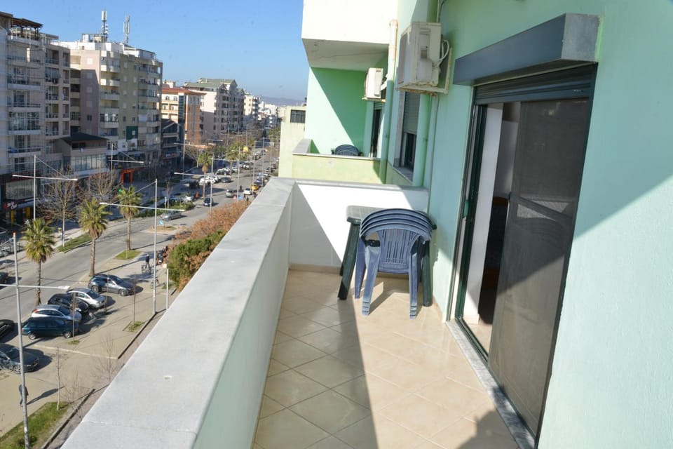 City view, Street view