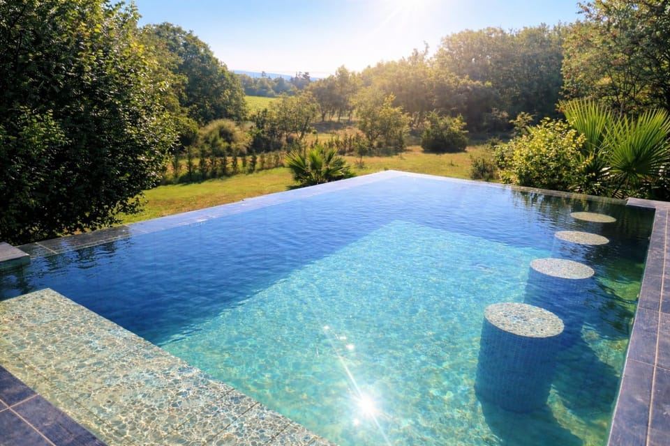 Pool view, Swimming pool