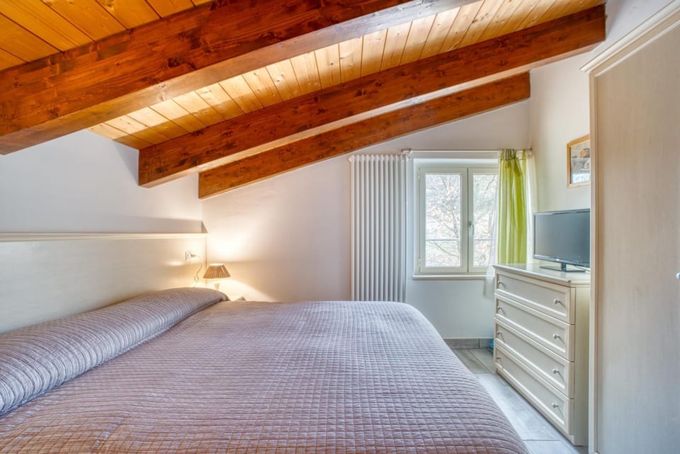 Property building, Living room, Bedroom