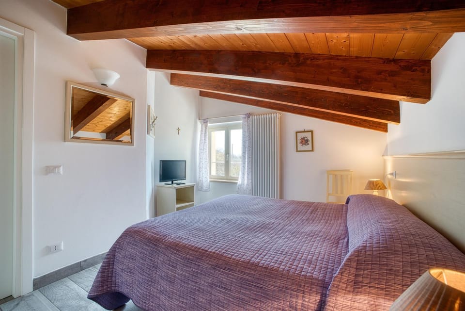 Property building, Living room, Bedroom