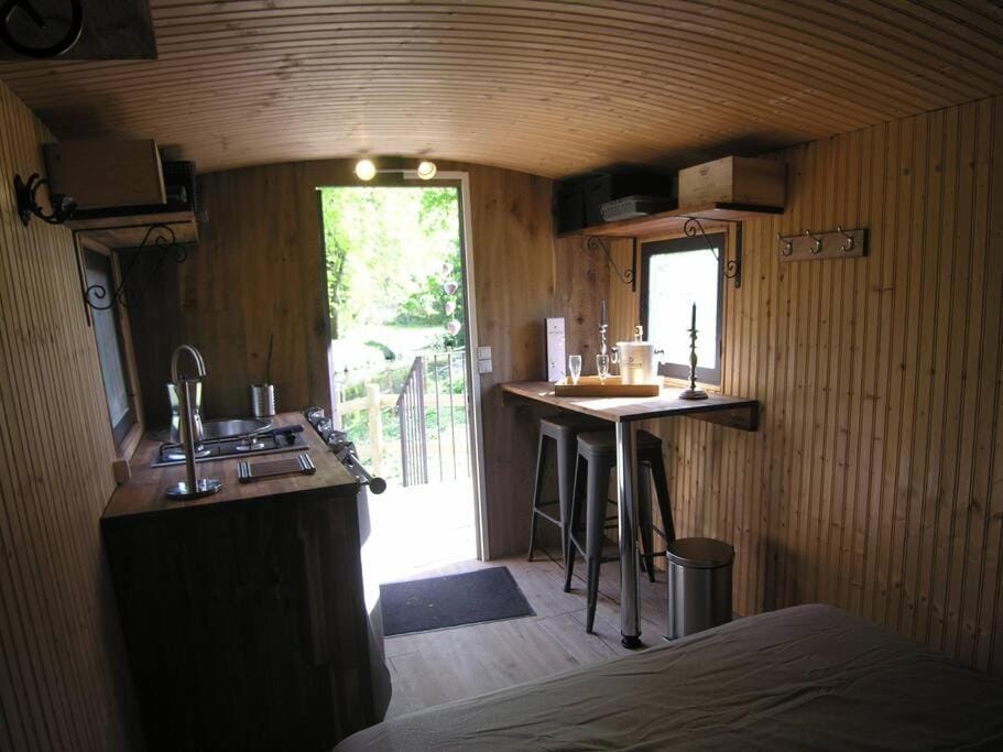 Domaine de Valmeray la roulotte d'Elise Chalet in Normandy