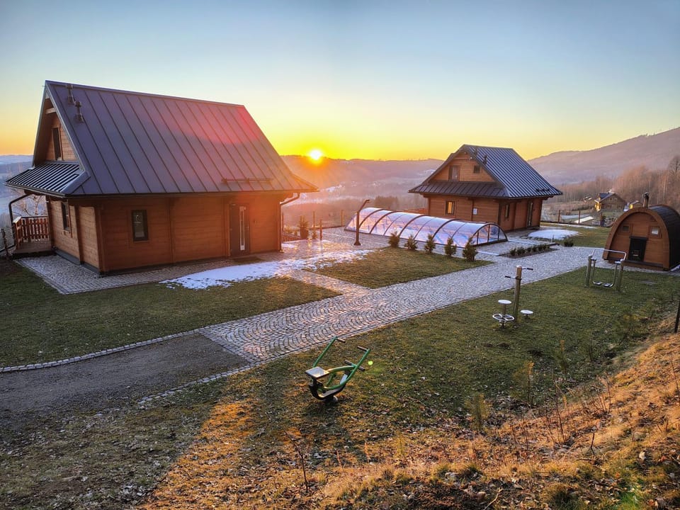 Sowiogórska Ostoja Chalet in Lower Silesian Voivodeship