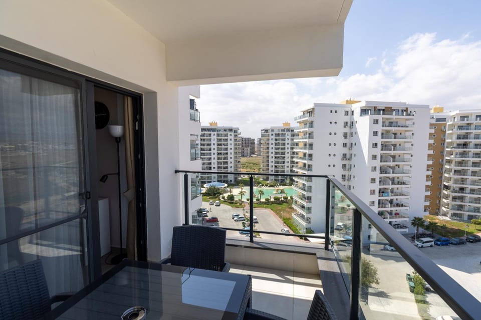 Sea View Gallus Apartments in Caesar Resort & SPA, Long Beach Apartment in Famagusta District