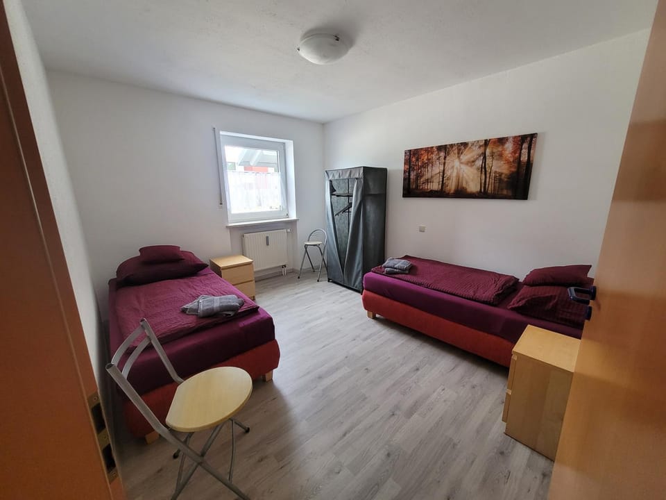 Bed, Photo of the whole room, Seating area, Bedroom