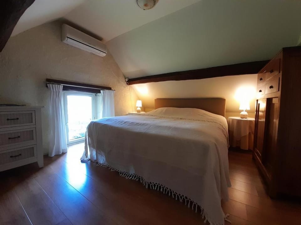 Property building, Living room, Bedroom