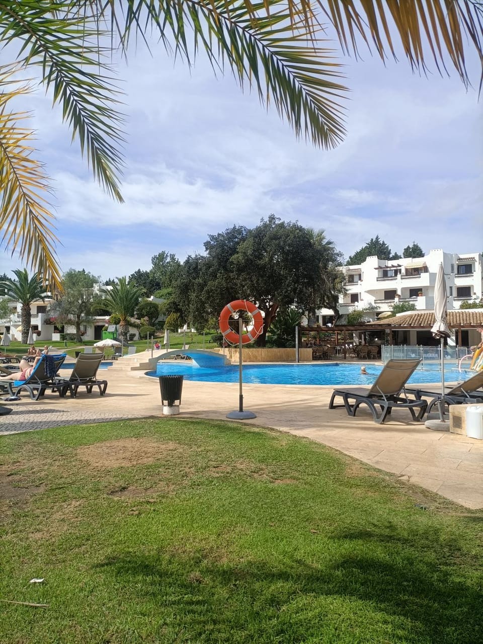 Pool view, Swimming pool, sunbed