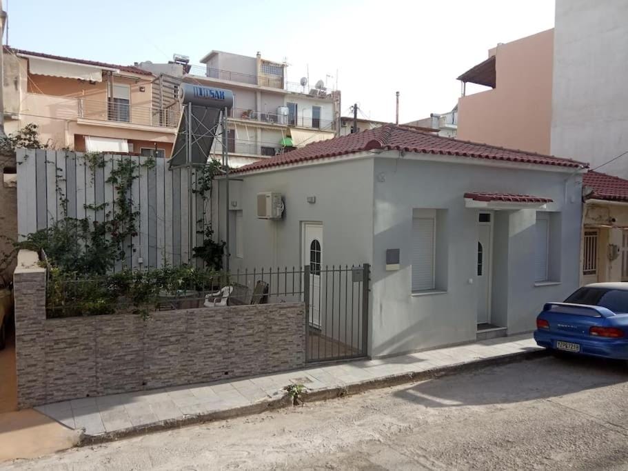 House with yard in center of Kalamata Apartment in Messenia