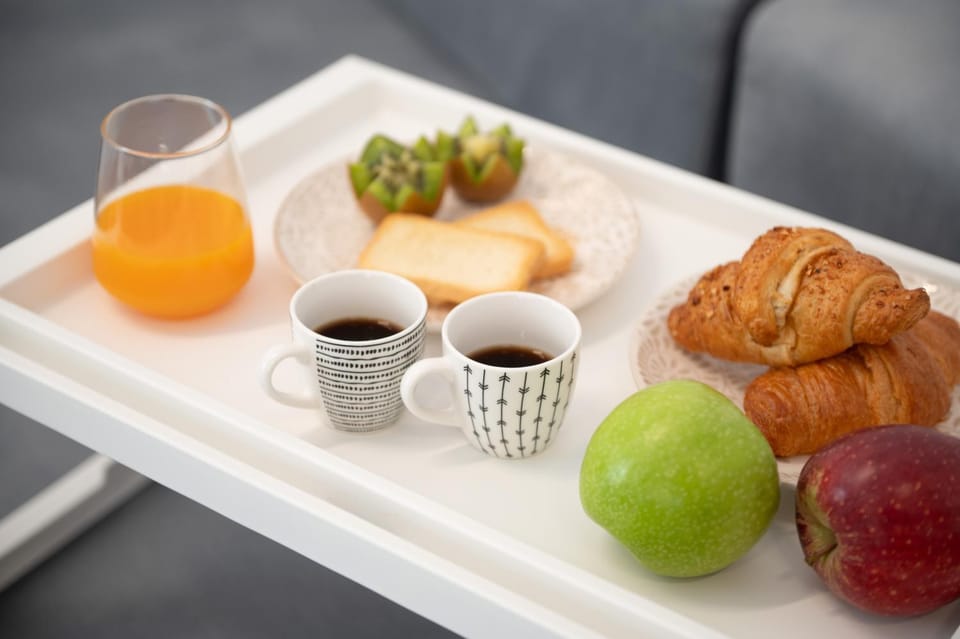 Breakfast, Continental breakfast