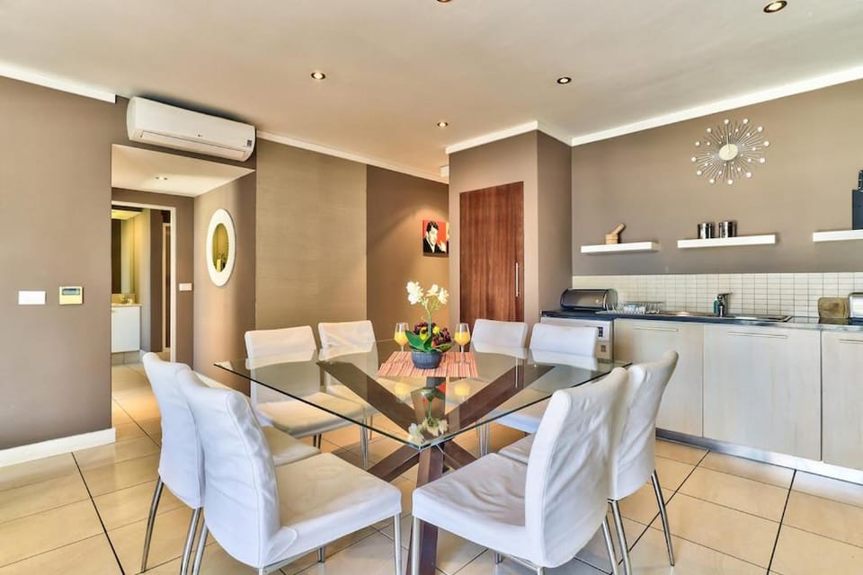 The Icon Apartment 1204 Apartment in Cape Town