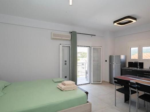 Meteoro 2 Apartment in Messenia