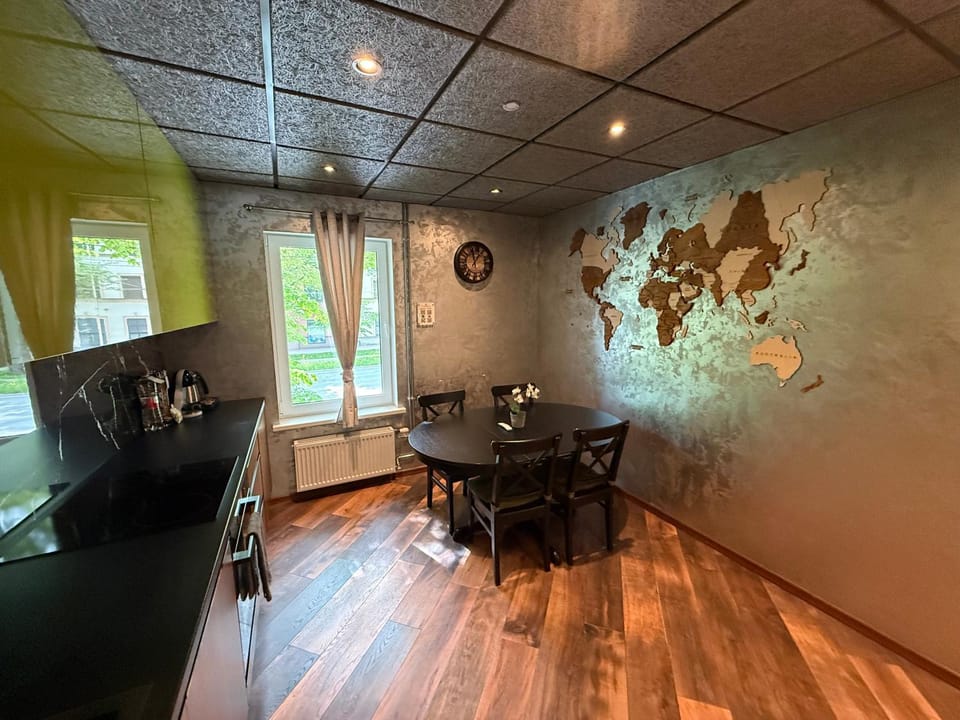 BRIVIBAS RESIDENCE - WAVE, free PRIVATE parking, free WIFI, self check-in Apartment in Riga