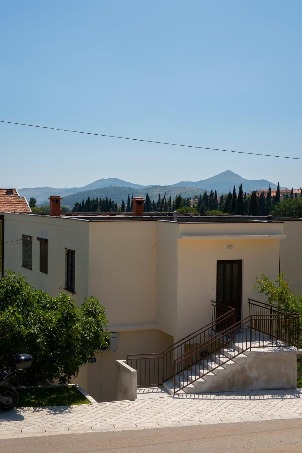 Property building, Day, Natural landscape