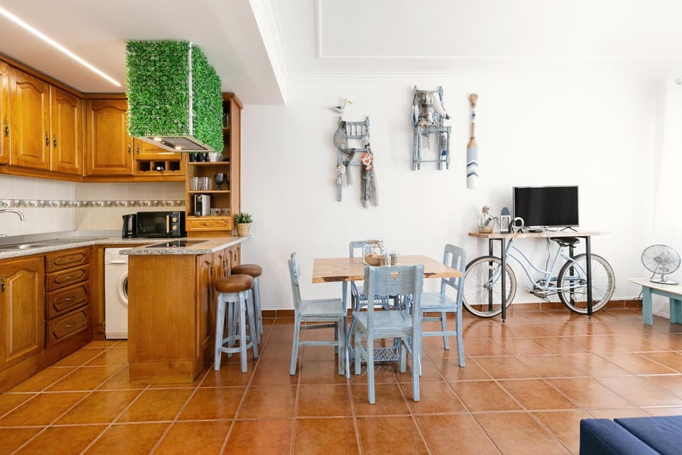 TV and multimedia, Kitchen or kitchenette, Living room, Seating area, Dining area, minibar, pet friendly, stove