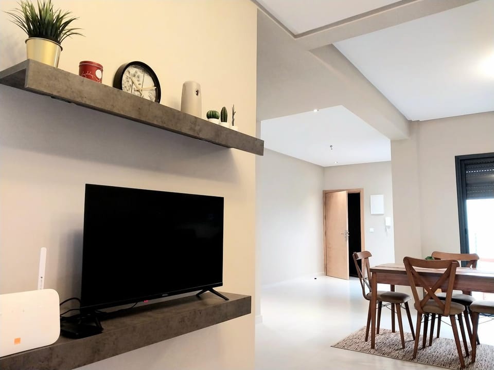 Communal lounge/ TV room, TV and multimedia, Living room