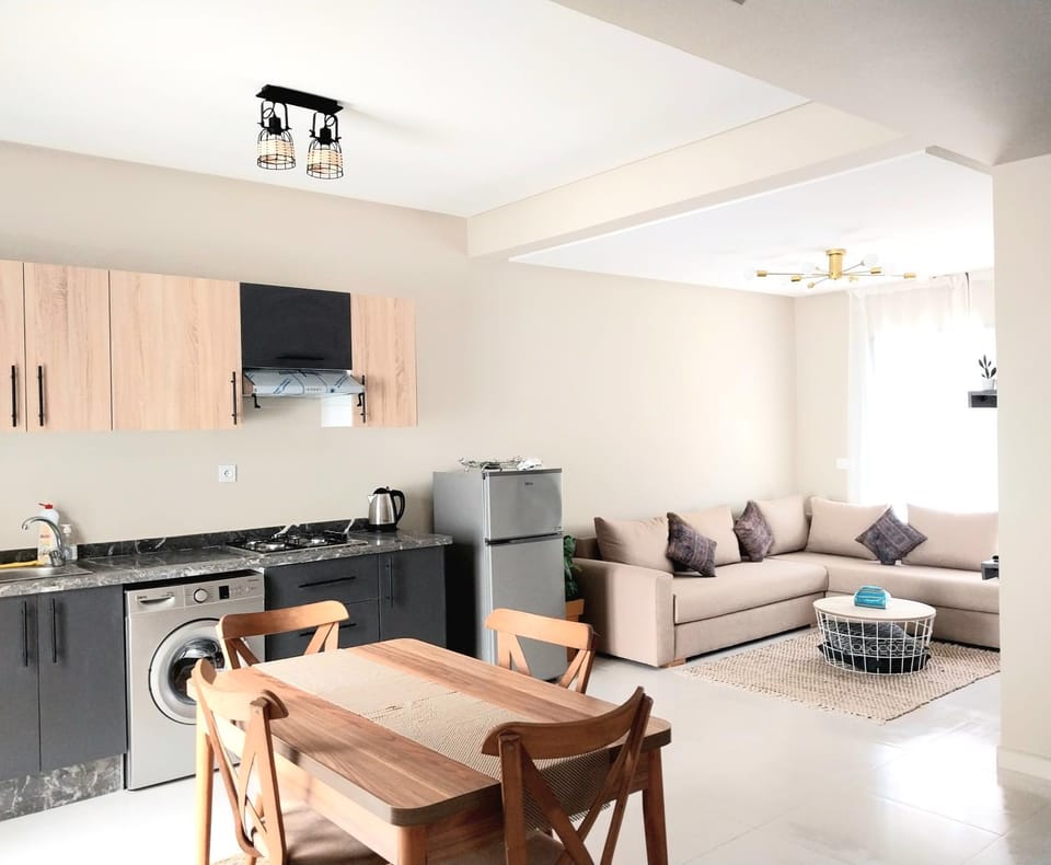 Kitchen or kitchenette, Living room, Seating area